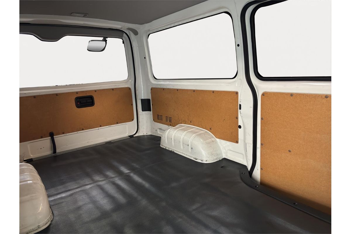 2018 Toyota Hiace Long DX 4WD