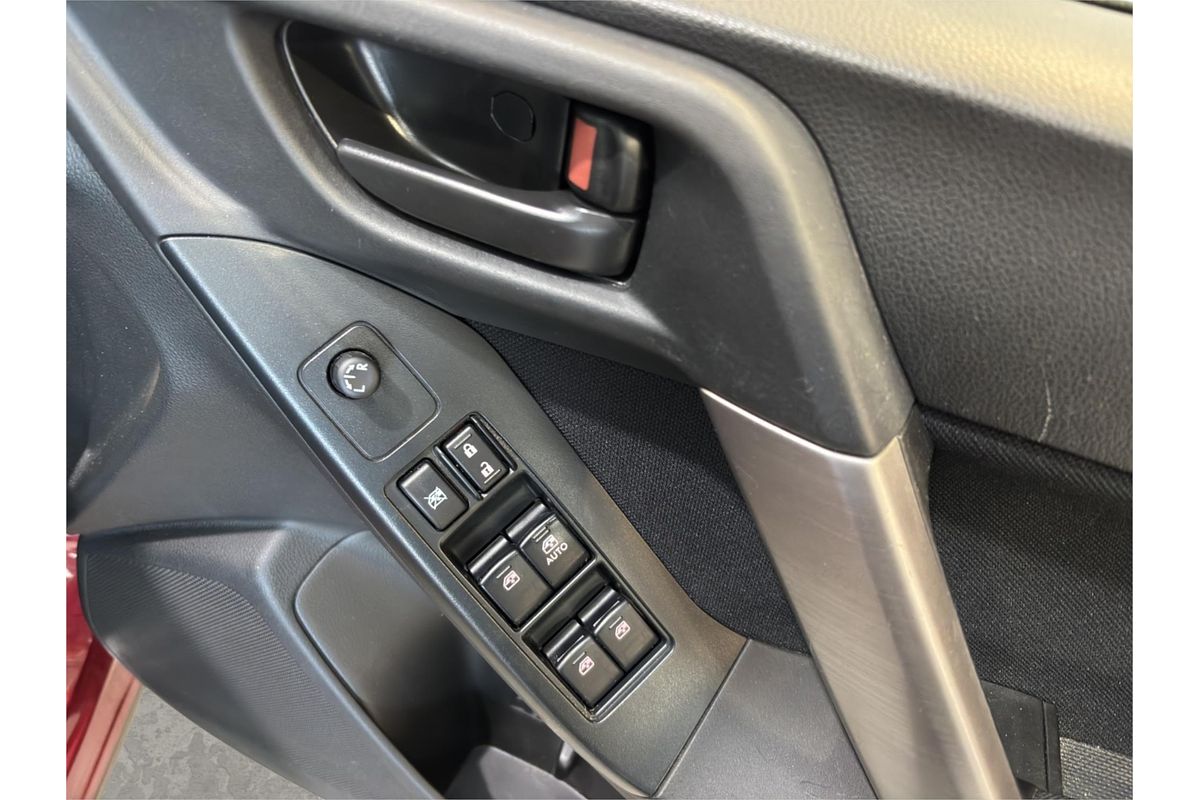 2013 Subaru Forester 2.5i S4