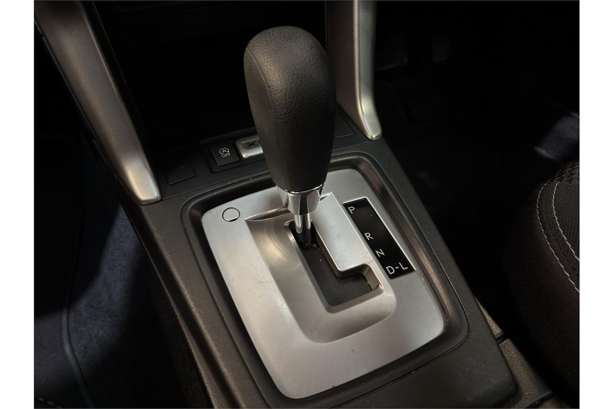 2013 Subaru Forester 2.5i S4