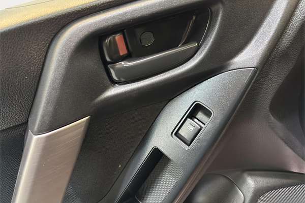 2013 Subaru Forester 2.5i S4
