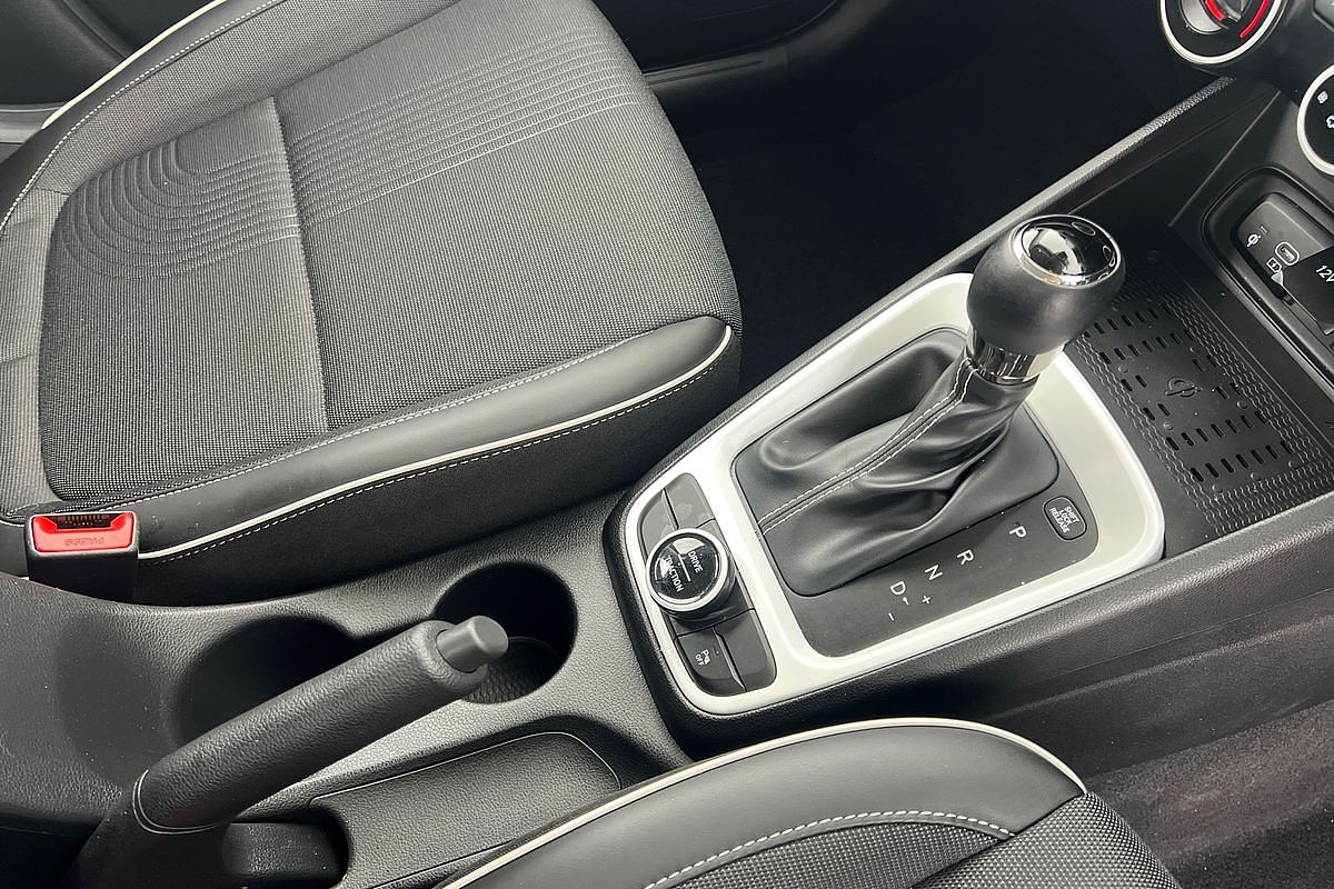 2023 Hyundai Venue Active QX.V5