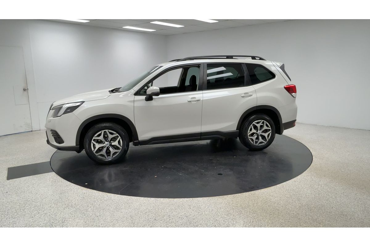 2023 Subaru Forester 2.5i S5