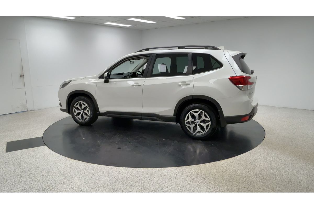 2023 Subaru Forester 2.5i S5