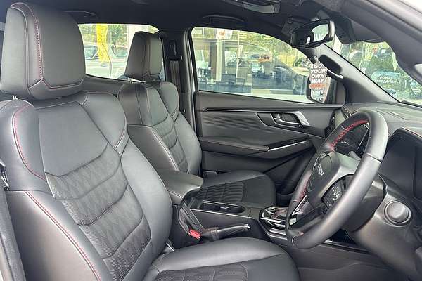 2025 Isuzu D-MAX X-TERRAIN 4X4