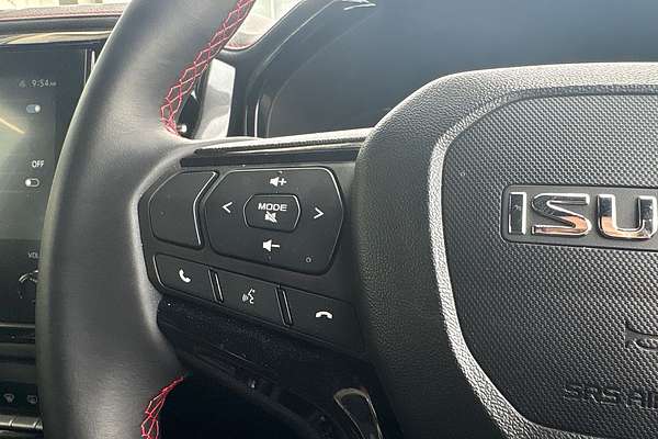 2025 Isuzu D-MAX X-TERRAIN 4X4