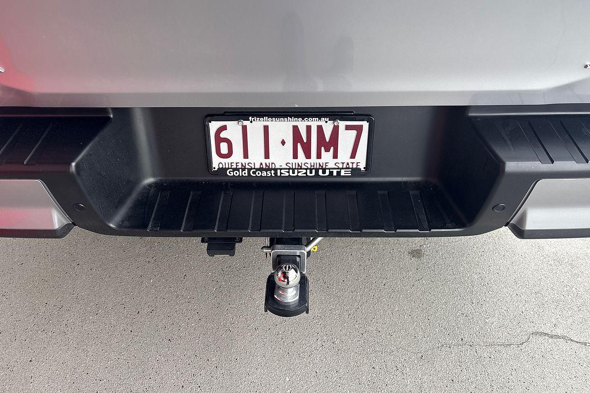 2025 Isuzu D-MAX X-TERRAIN 4X4