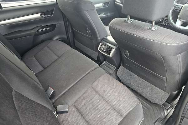 2018 Toyota Hilux SR5 GUN126R 4X4