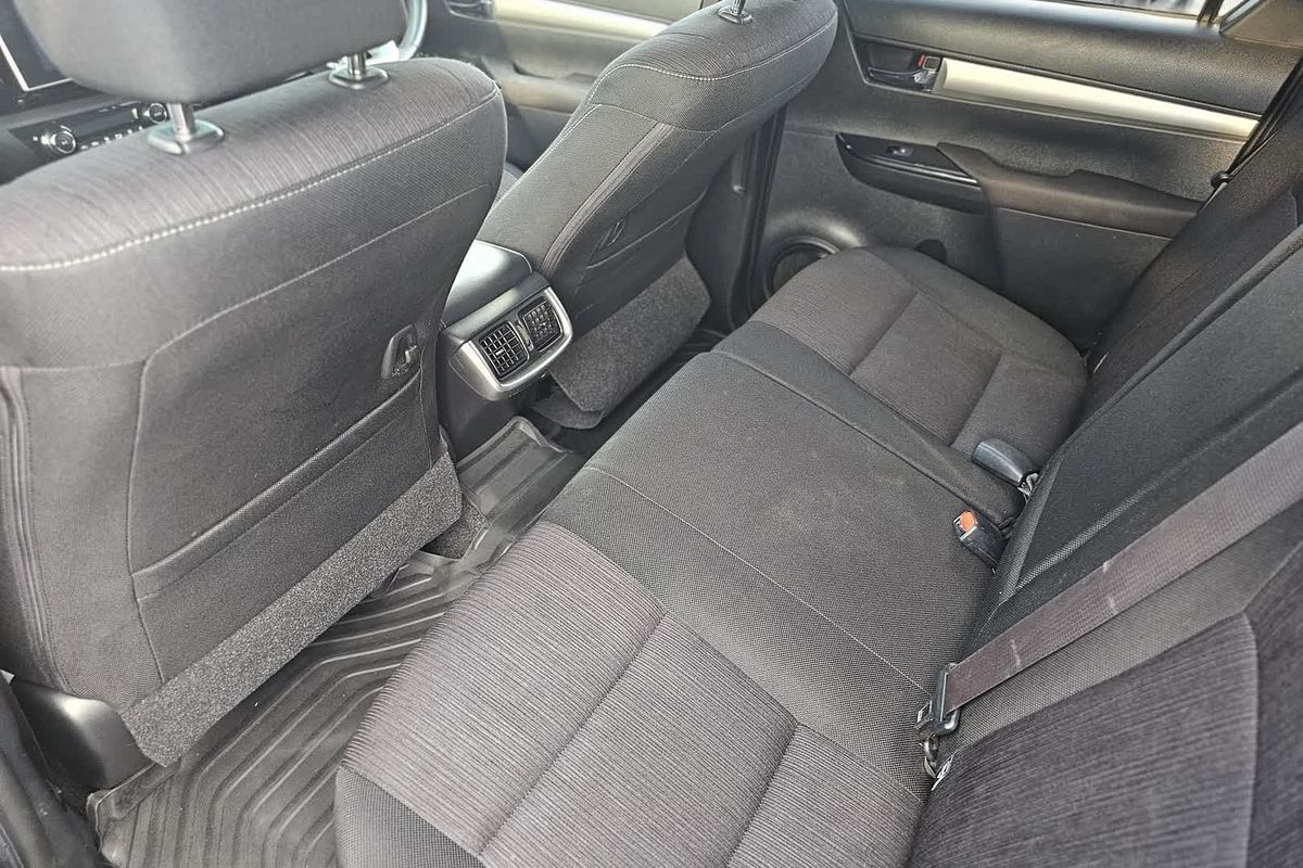 2018 Toyota Hilux SR5 GUN126R 4X4