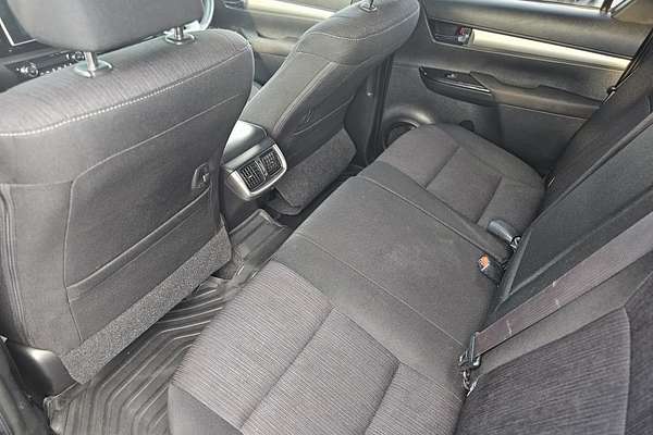 2018 Toyota Hilux SR5 GUN126R 4X4