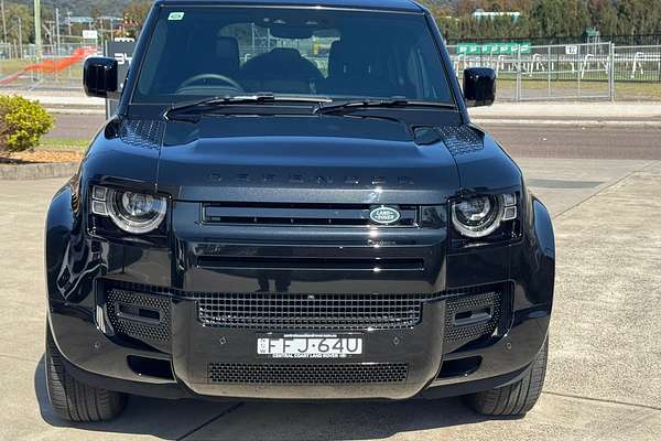 2023 Land Rover Defender 110 P400 X-Dynamic SE L663