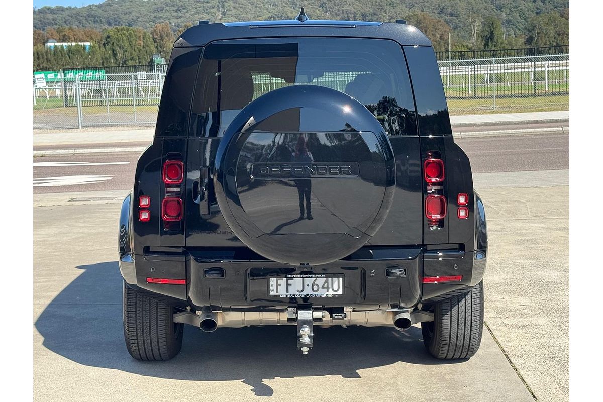 2023 Land Rover Defender 110 P400 X-Dynamic SE L663