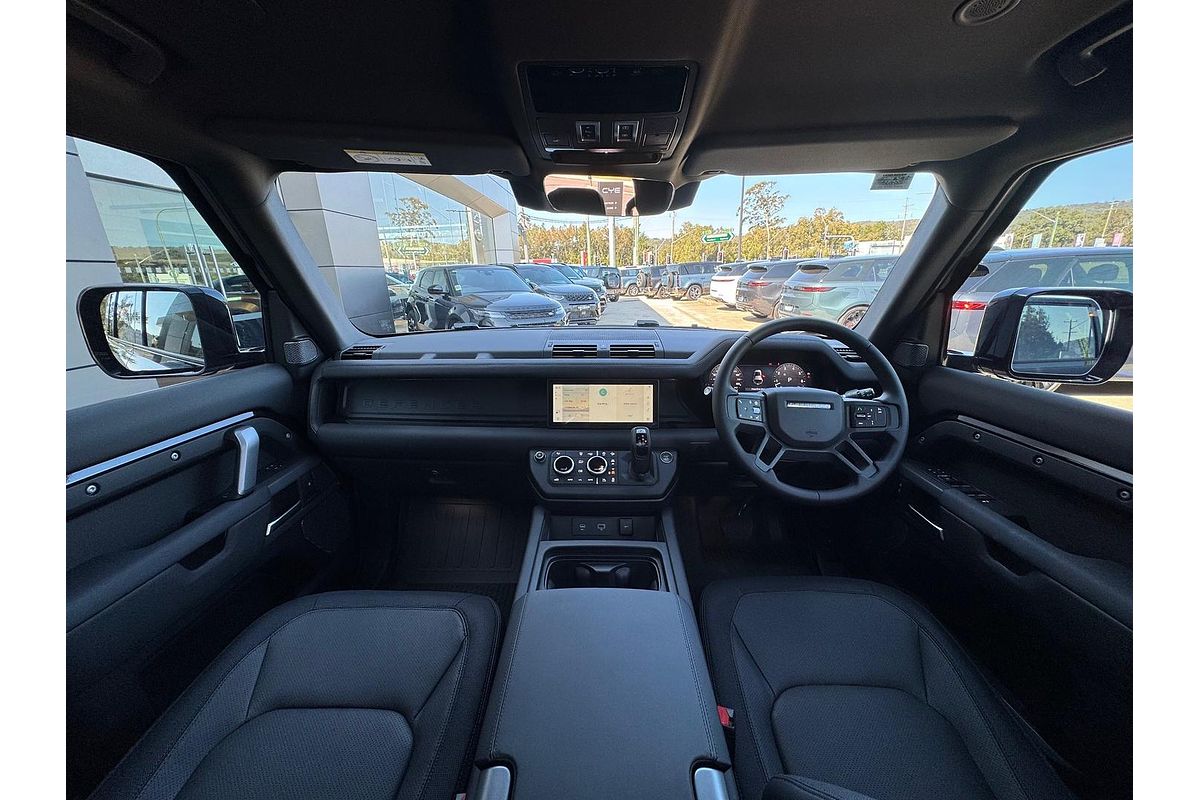 2023 Land Rover Defender 110 P400 X-Dynamic SE L663