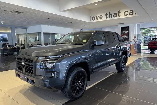 2025 Mitsubishi Triton GLX-R MV 4X4