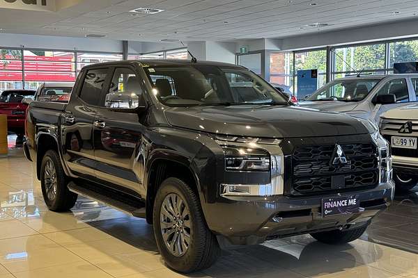 2025 Mitsubishi Triton GLS MV 4X4