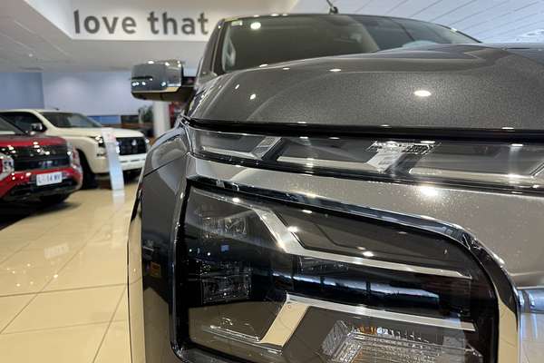 2025 Mitsubishi Triton GLS MV 4X4