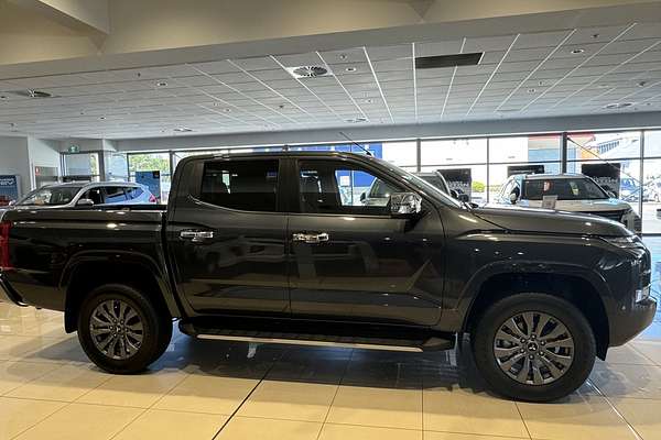 2025 Mitsubishi Triton GLS MV 4X4