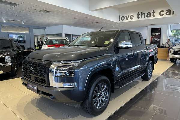 2025 Mitsubishi Triton GLS MV 4X4