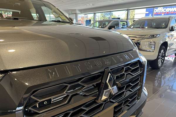 2025 Mitsubishi Triton GLS MV 4X4
