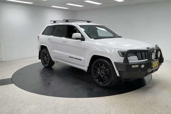 2020 Jeep Grand Cherokee Night Eagle WK