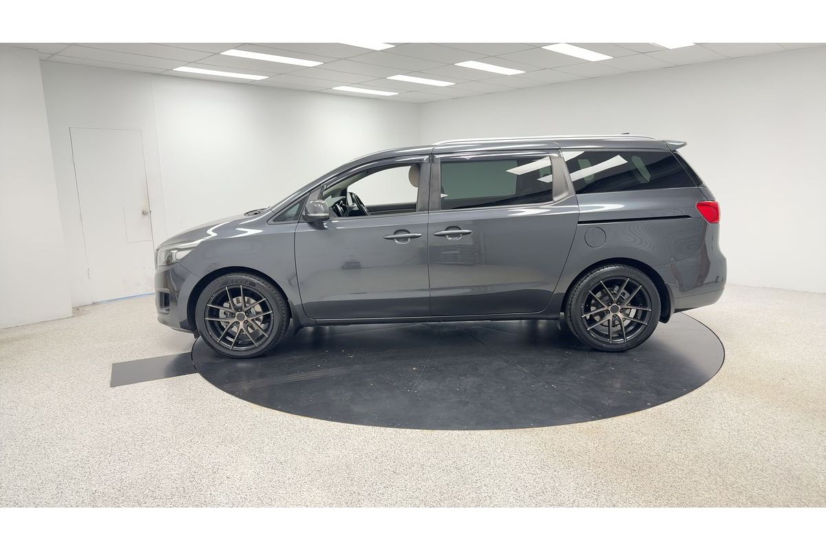 2017 Kia Carnival Si YP