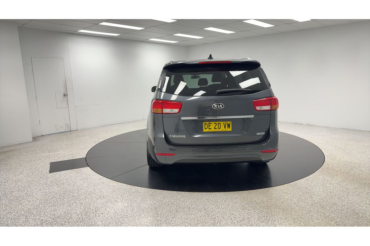 2017 Kia Carnival Si YP