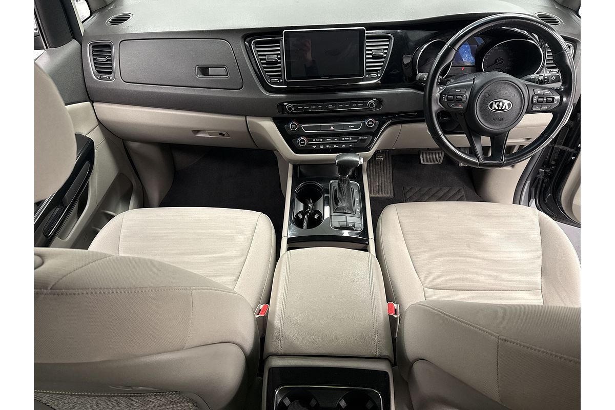 2017 Kia Carnival Si YP
