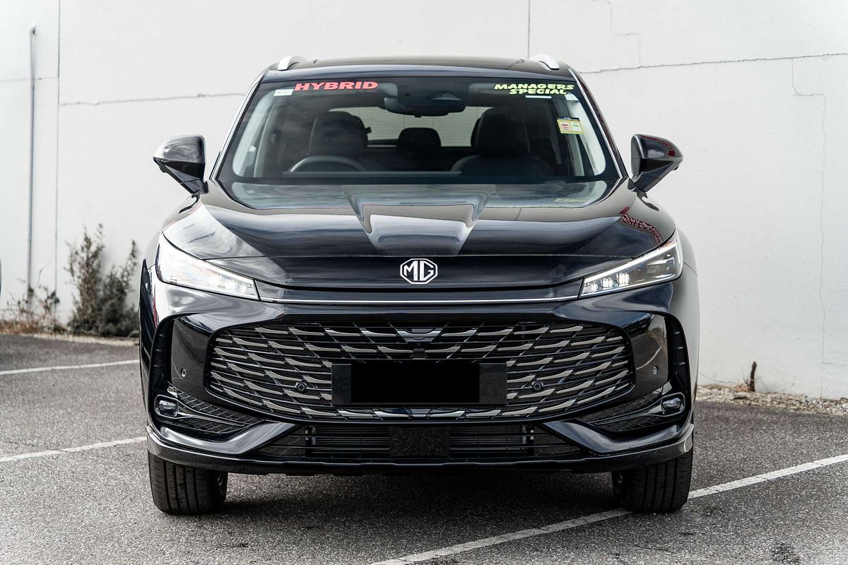 2025 MG HS Super Hybrid Essence AS33P