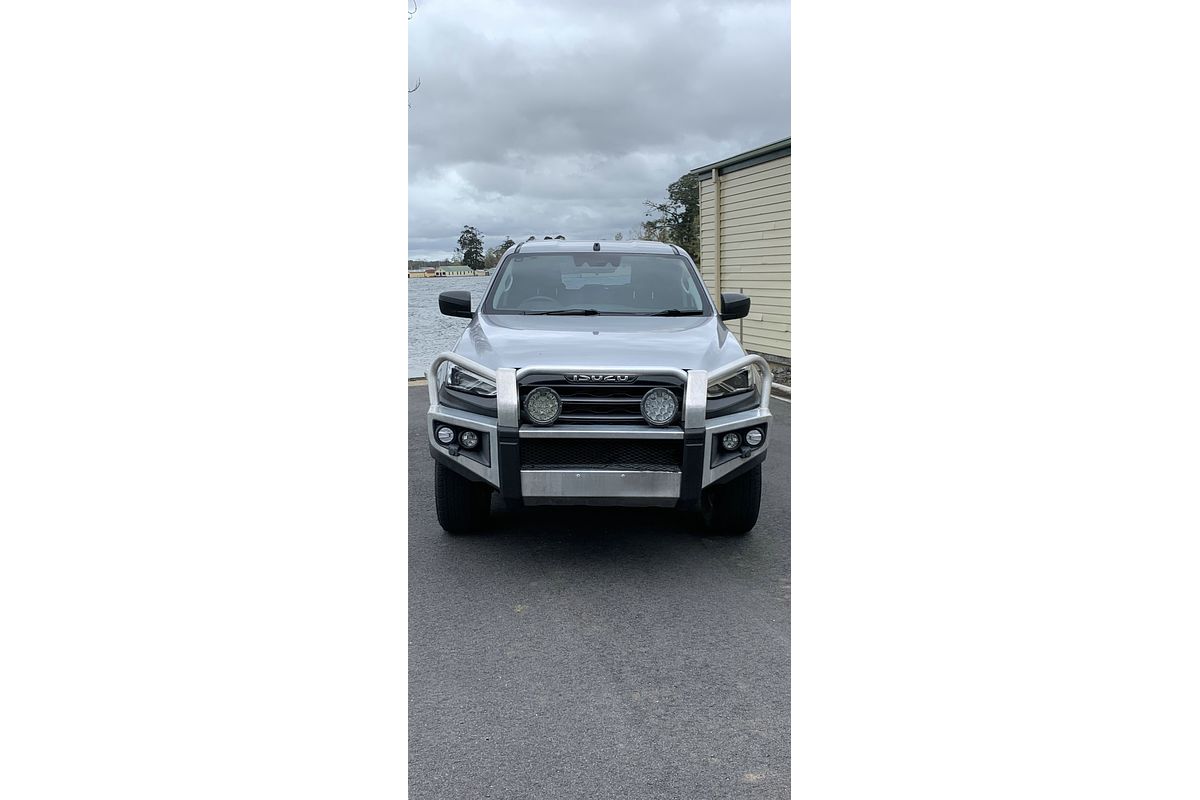 2022 Isuzu MU-X LS-M