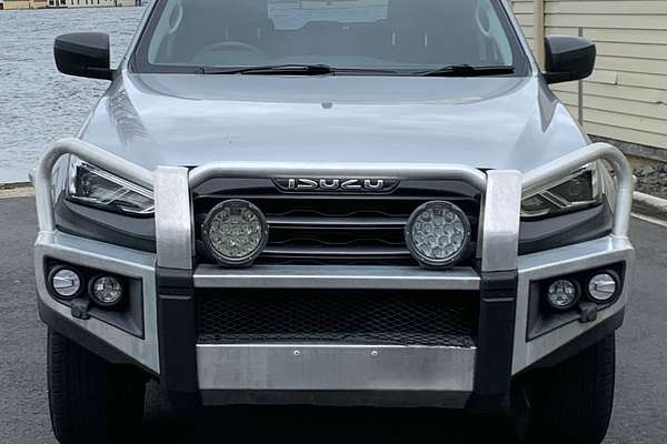 2022 Isuzu MU-X LS-M