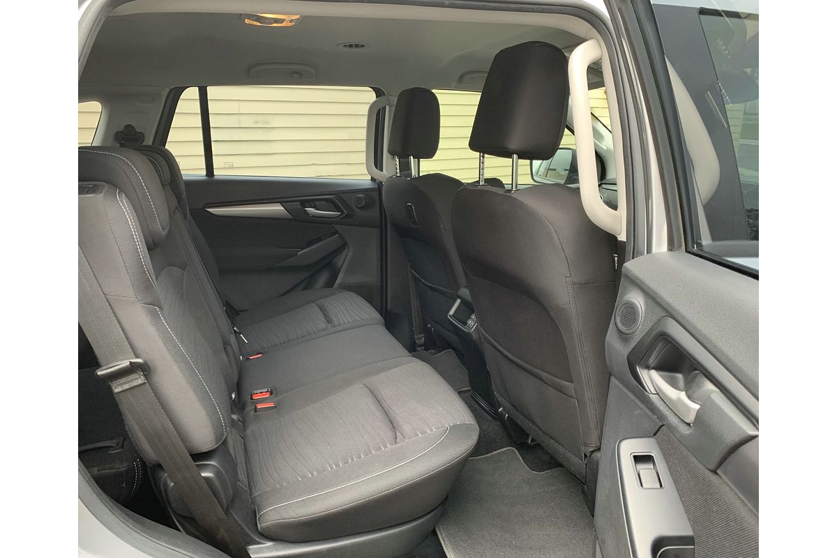 2022 Isuzu MU-X LS-M