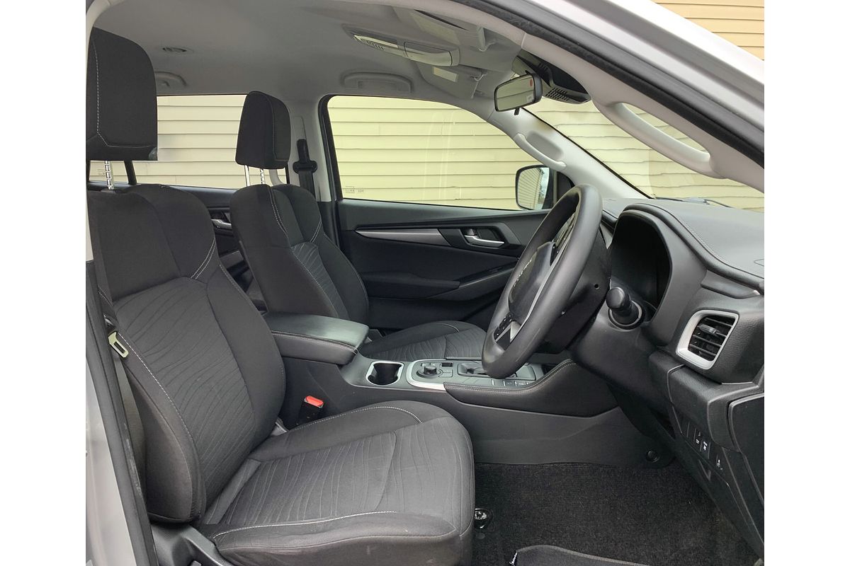 2022 Isuzu MU-X LS-M