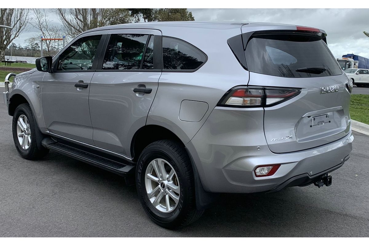 2022 Isuzu MU-X LS-M