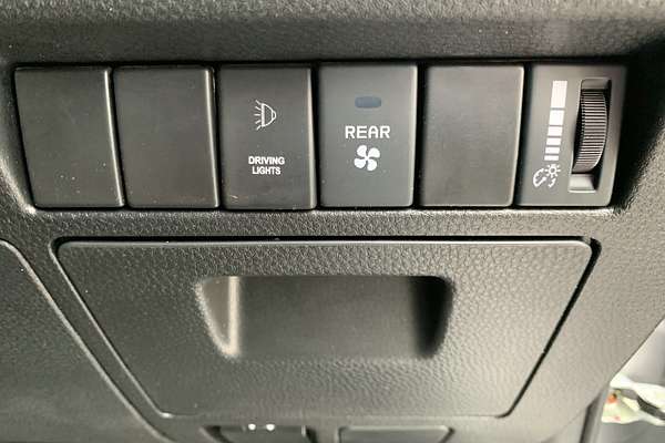 2022 Isuzu MU-X LS-M