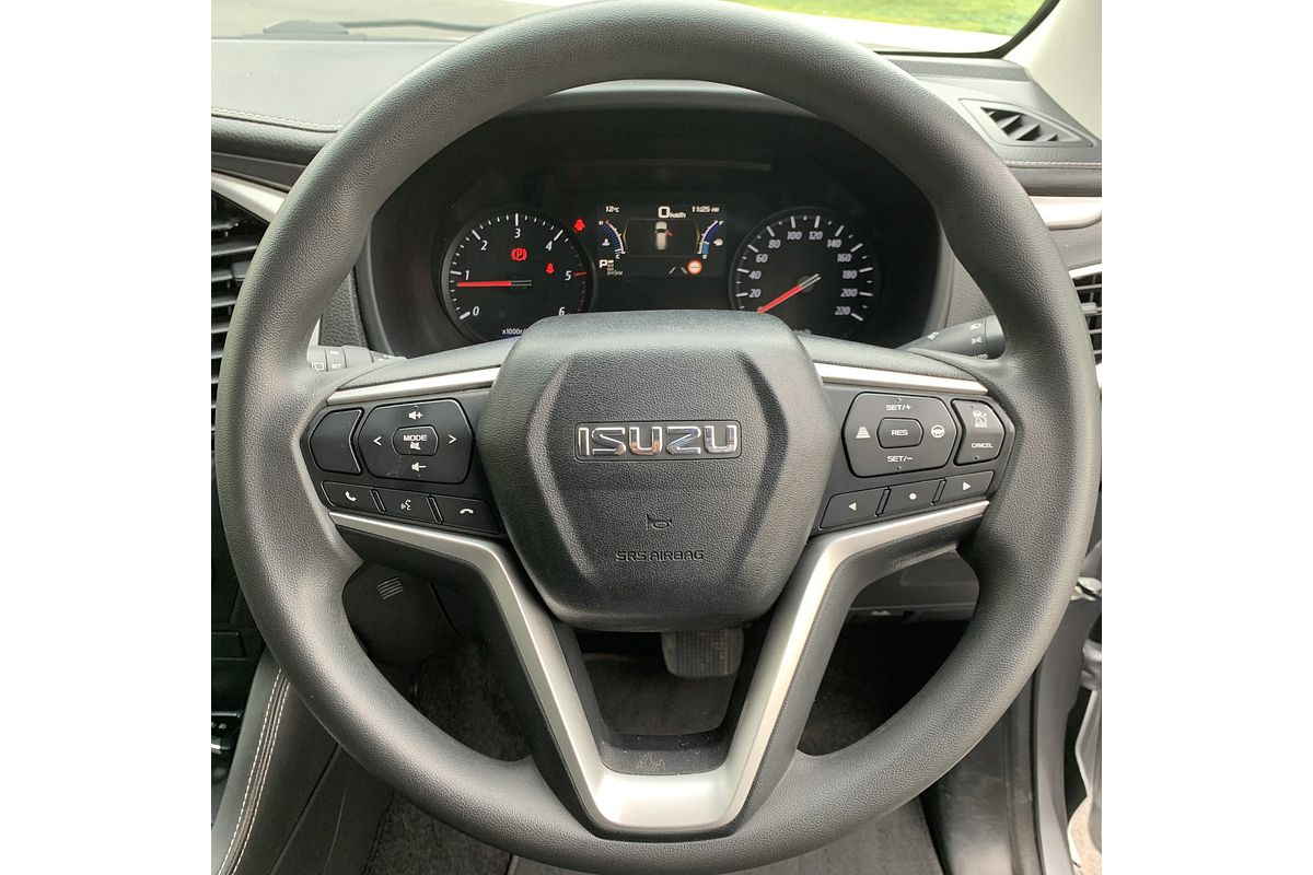 2022 Isuzu MU-X LS-M