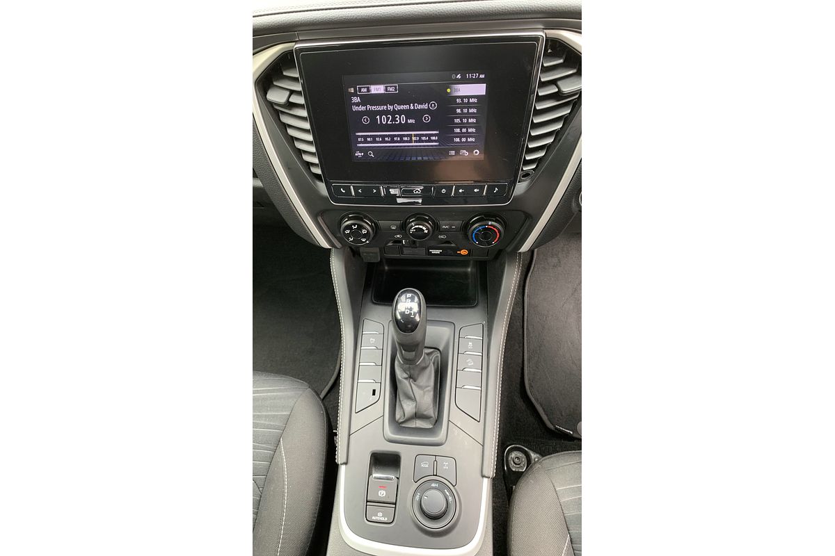 2022 Isuzu MU-X LS-M