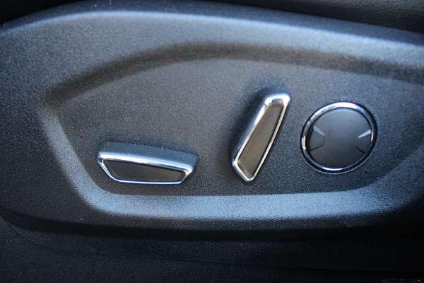 2019 Ford Endura ST-Line CA