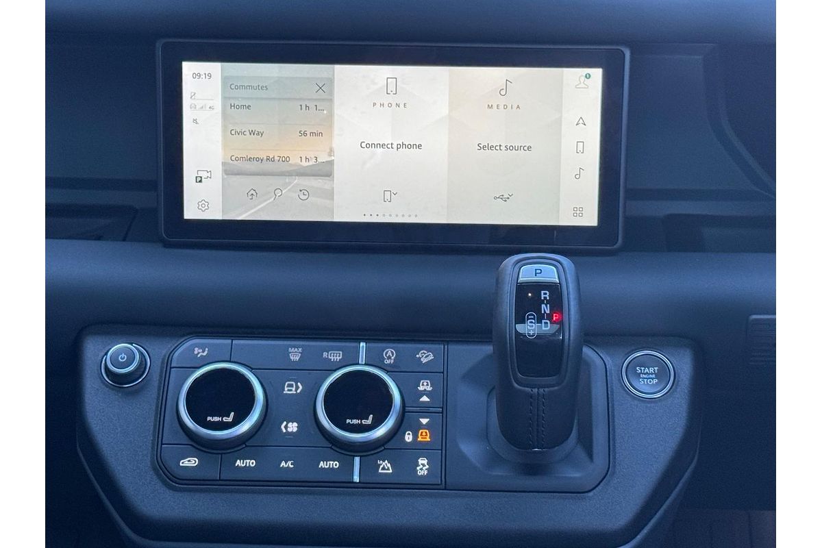 2023 Land Rover Defender 110 P400 X-Dynamic SE L663