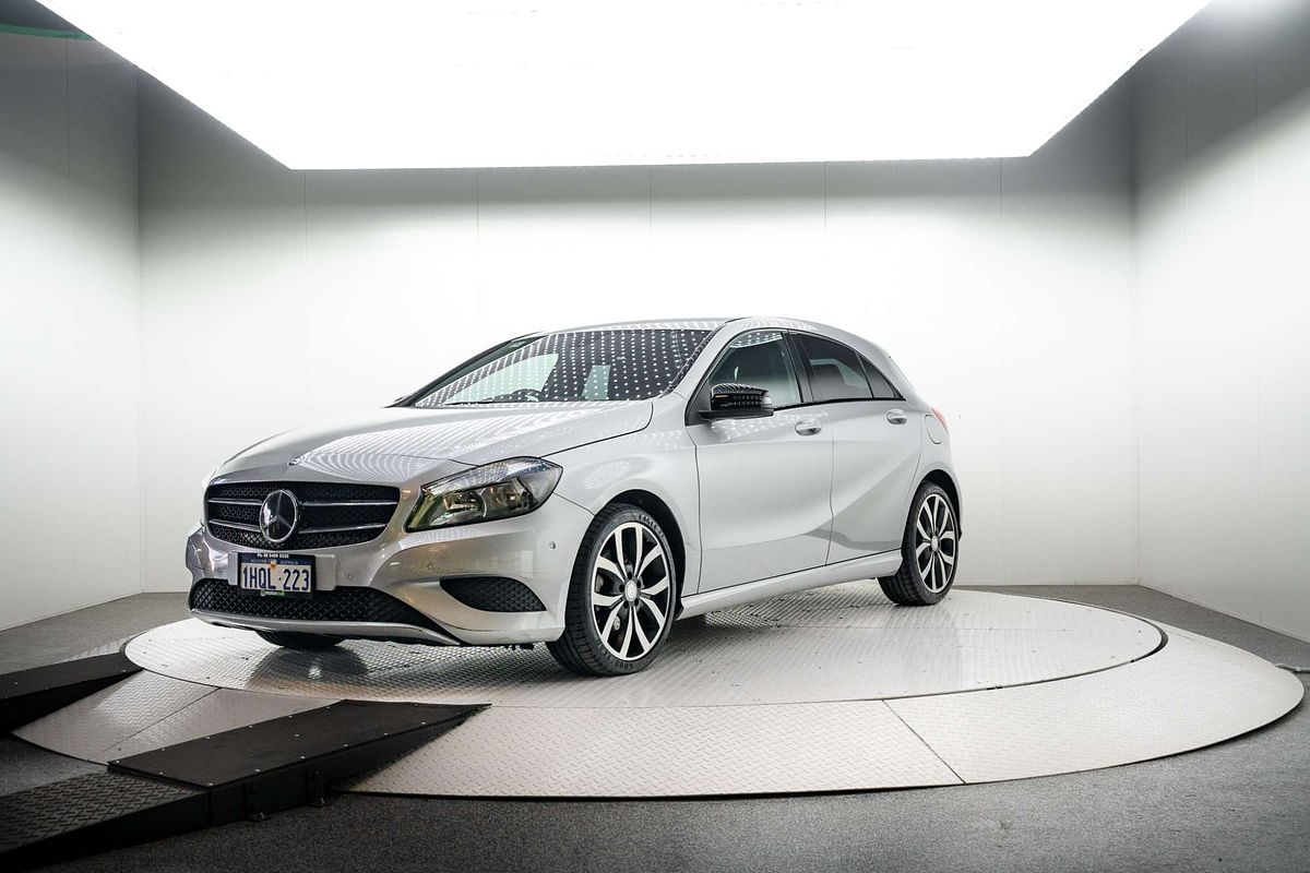 2015 Mercedes-Benz A-Class A200 W176