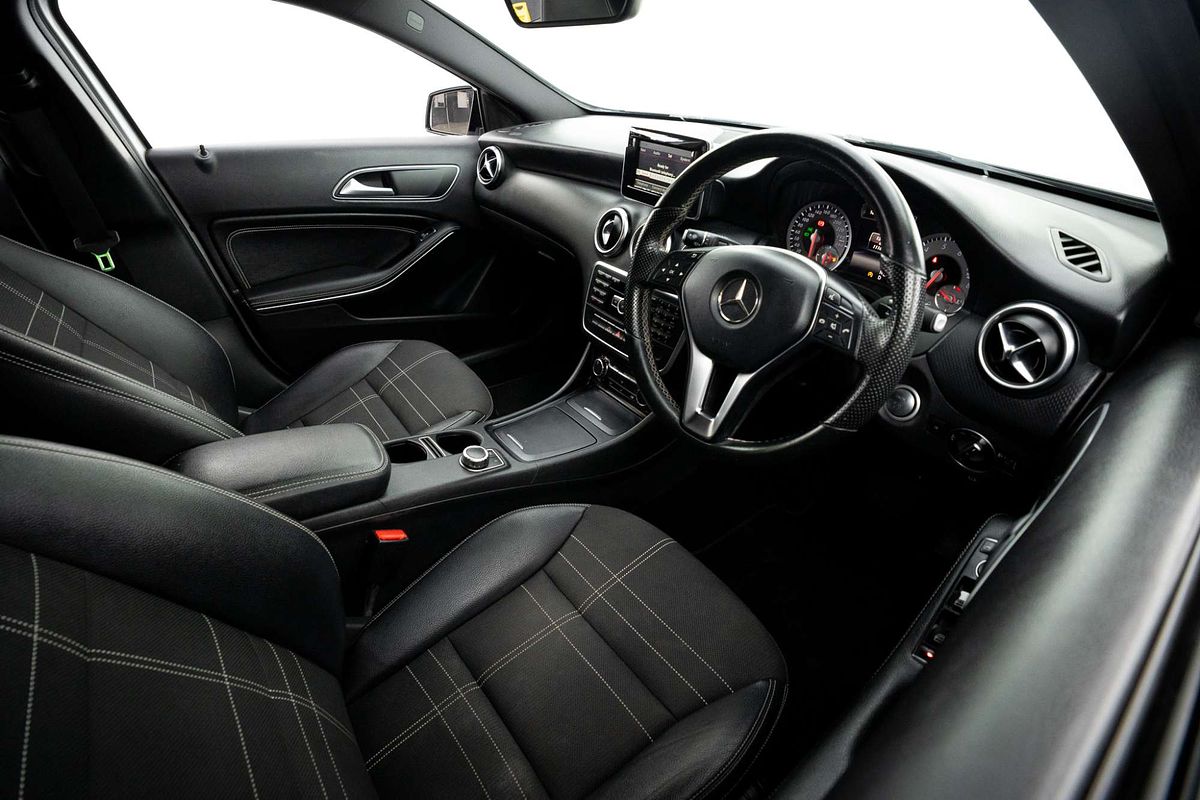 2015 Mercedes-Benz A-Class A200 W176