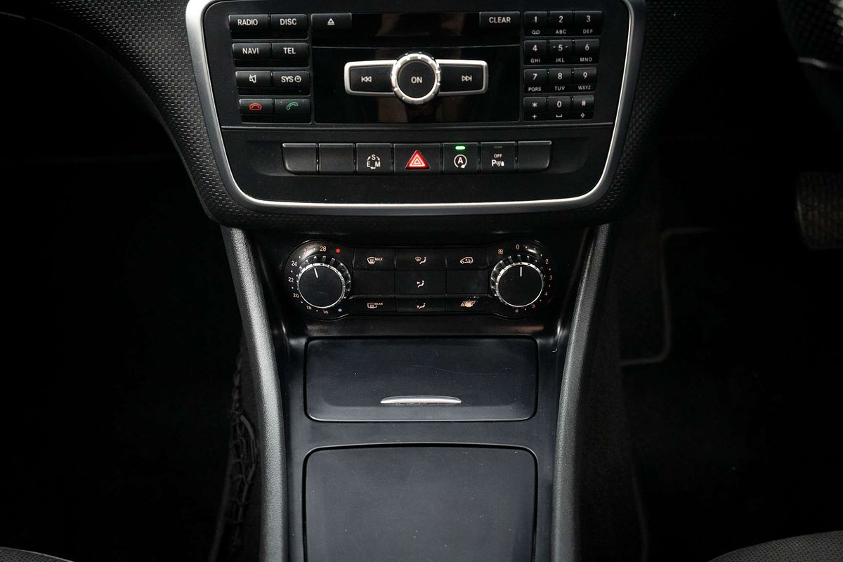 2015 Mercedes-Benz A-Class A200 W176