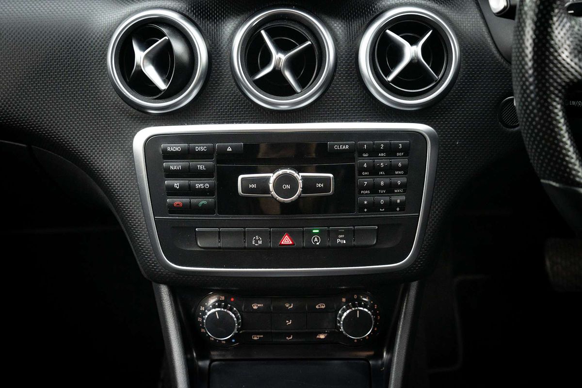 2015 Mercedes-Benz A-Class A200 W176