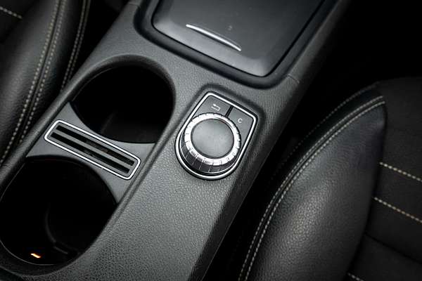 2015 Mercedes-Benz A-Class A200 W176