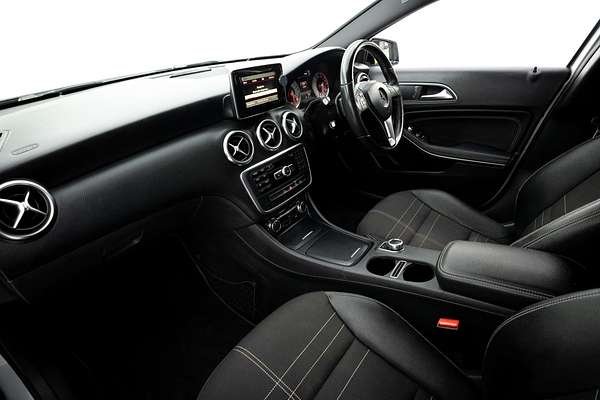 2015 Mercedes-Benz A-Class A200 W176