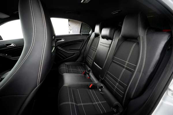 2015 Mercedes-Benz A-Class A200 W176