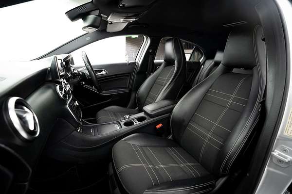 2015 Mercedes-Benz A-Class A200 W176