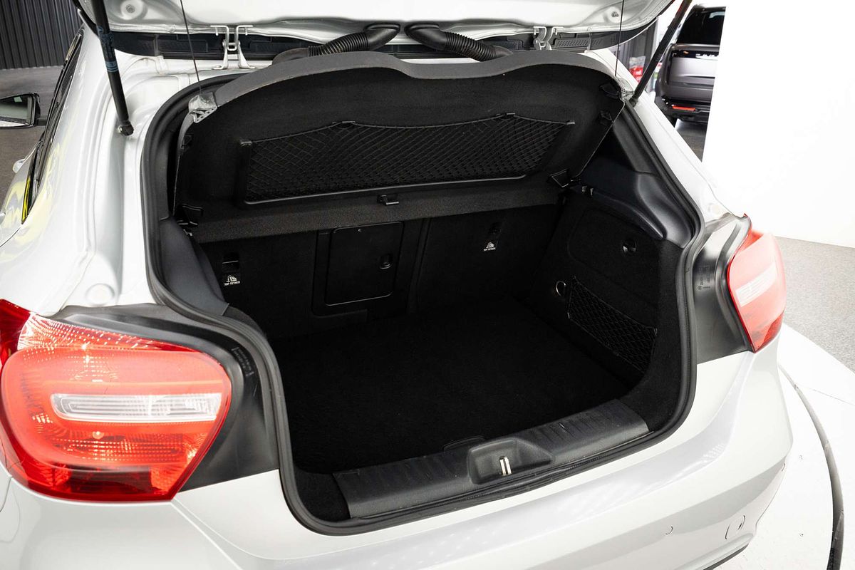 2015 Mercedes-Benz A-Class A200 W176