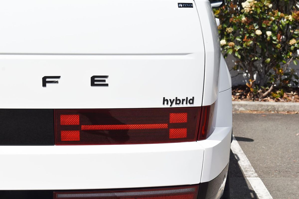 2025 Hyundai Santa Fe Hybrid Calligraphy MX5.V1
