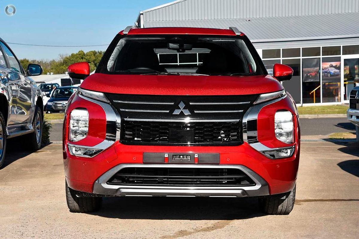 2025 Mitsubishi Outlander Exceed ZM