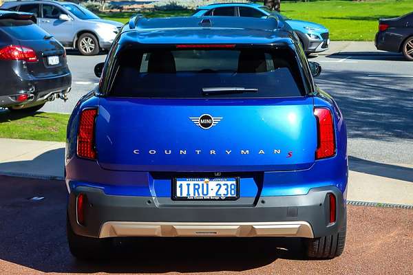 2025 MINI Countryman S Favoured U25