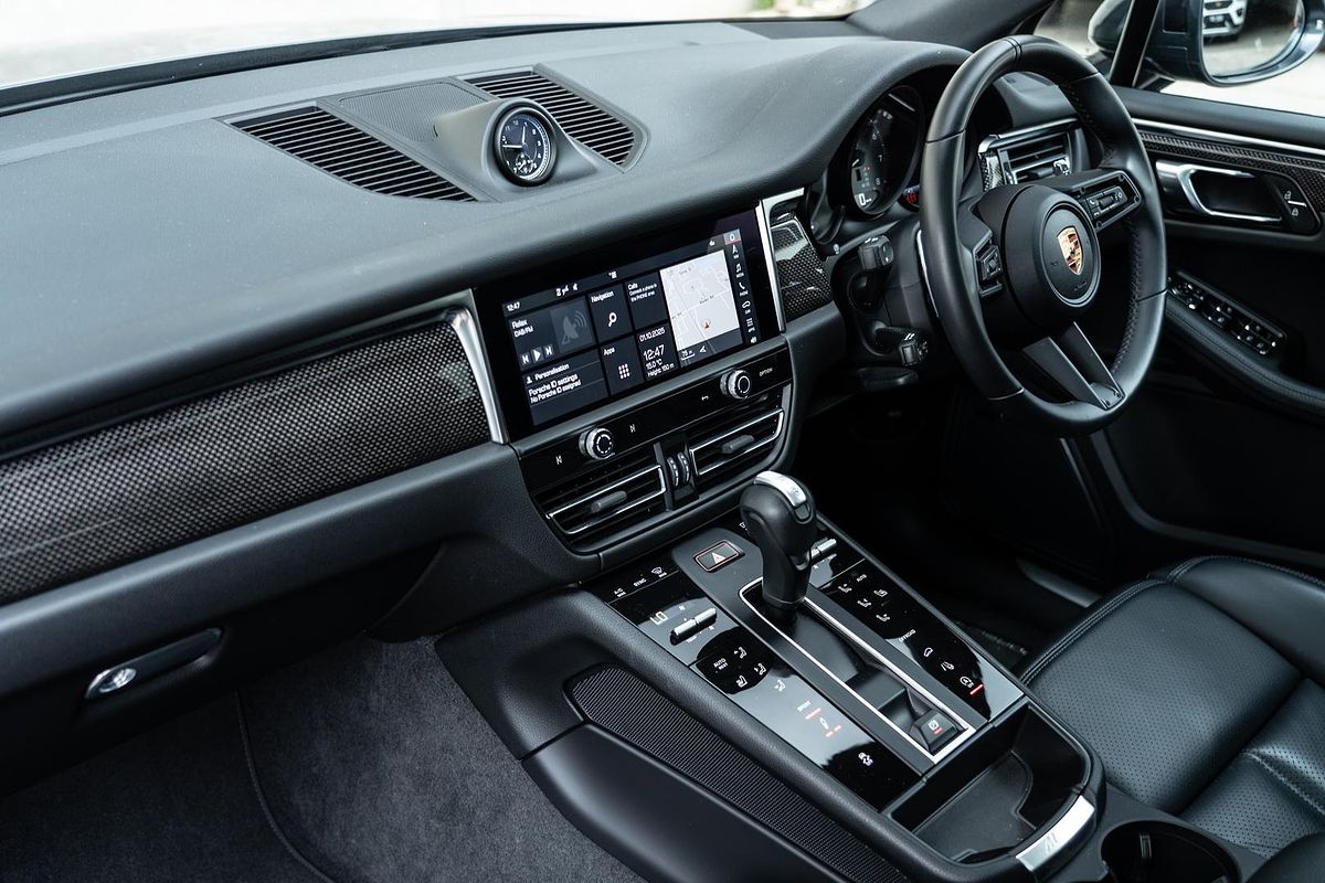 2023 Porsche Macan S 95B